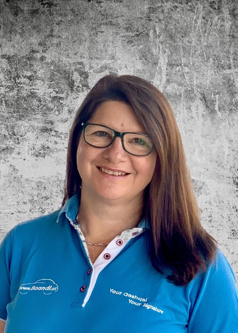 Andrea Boandl  Chefin - Annahme - Verkauf - Buchhaltung